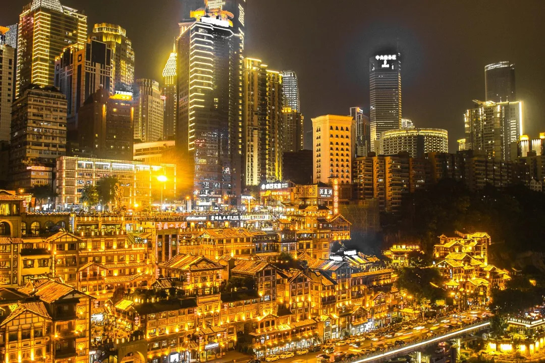 青春梦想起航地，重庆的永恒印记